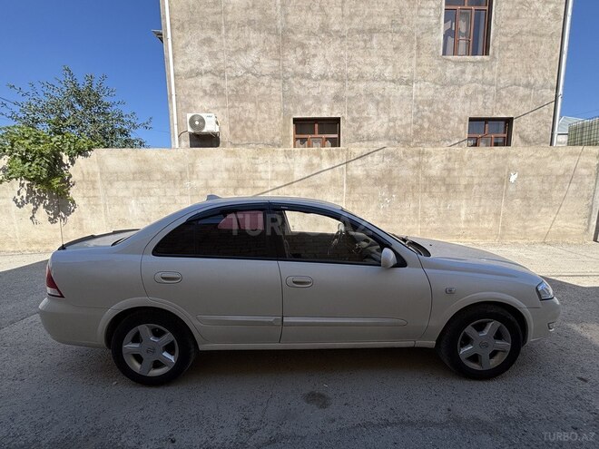 Nissan Sunny 2008, 320,000 km - 1.6 л - Gəncə