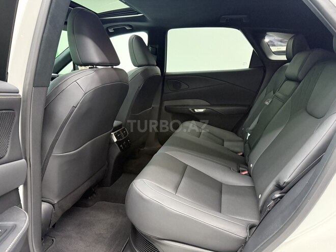 Lexus RX 350h 2024, 15,500 km - 2.5 l - Bakı