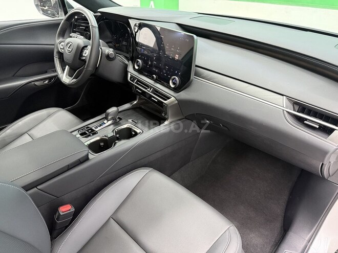 Lexus RX 350h 2024, 15,500 km - 2.5 l - Bakı