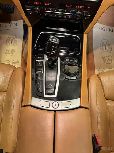 BMW 750 2014, 209,000 km - 4.4 л - Bakı