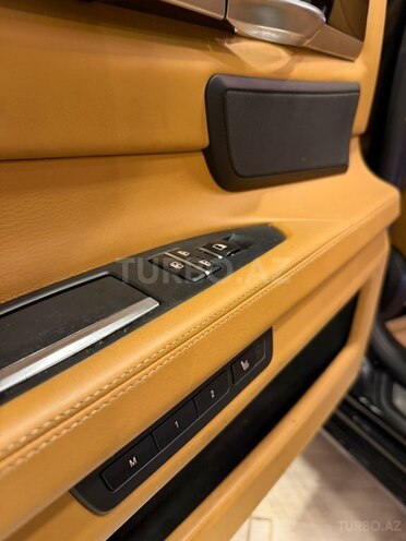 BMW 750 2014, 209,000 km - 4.4 л - Bakı