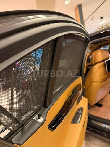 BMW 750 2014, 209,000 km - 4.4 л - Bakı