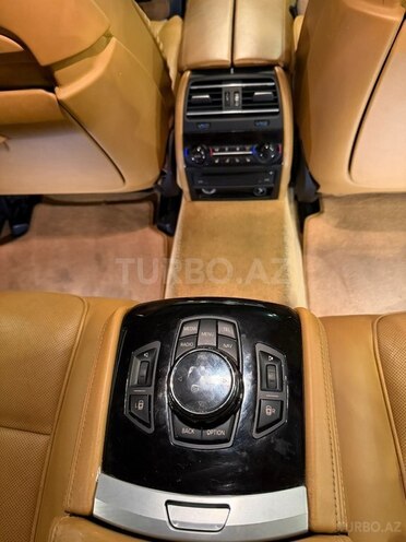 BMW 750 2014, 209,000 km - 4.4 л - Bakı
