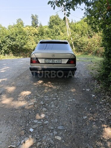 Mercedes 250 D 1990, 700,000 km - 2.5 l - Astara