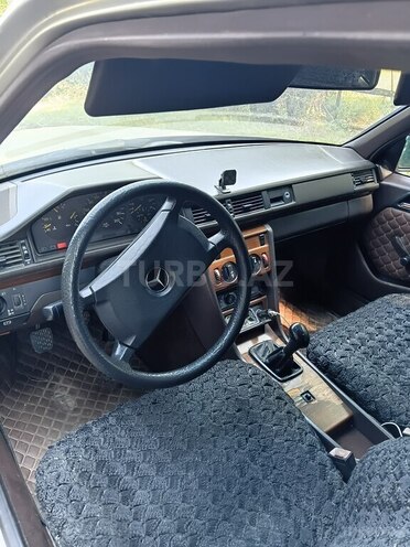 Mercedes 250 D 1990, 700,000 km - 2.5 l - Astara