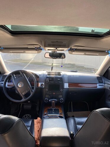 Volkswagen Touareg 2005, 220,000 km - 3.2 l - Bakı