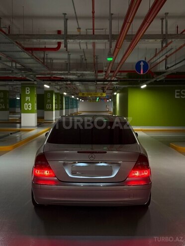 Mercedes E 220 2005, 270,000 km - 2.2 l - Bakı