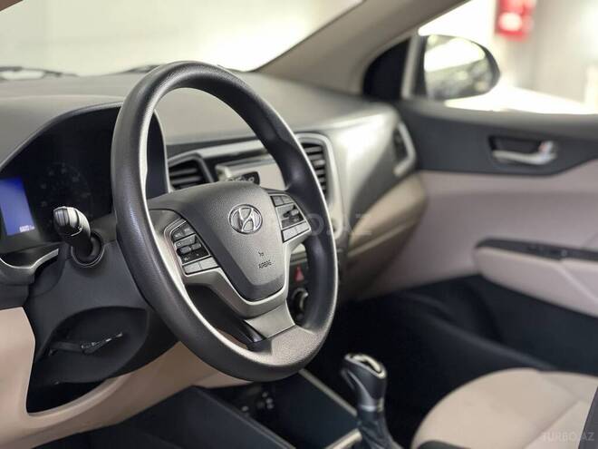 Hyundai Accent 2020, 156,911 km - 1.6 l - Bakı