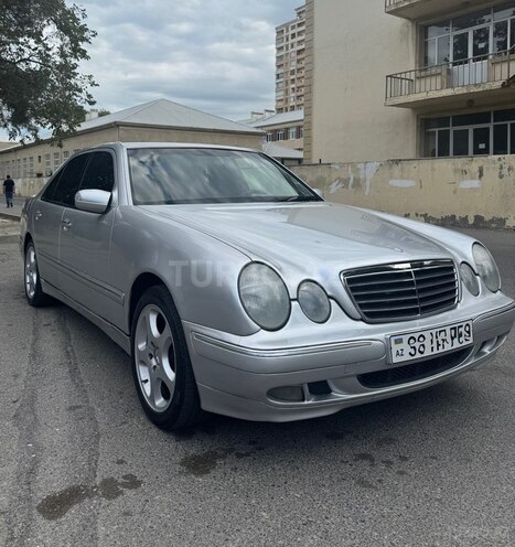 Mercedes E 240 2000, 350,000 km - 2.4 l - Bakı