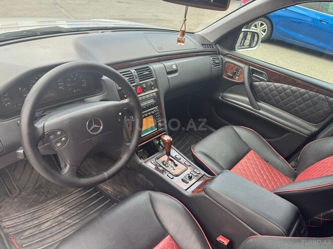 Mercedes E 240 2000, 350,000 km - 2.4 l - Bakı