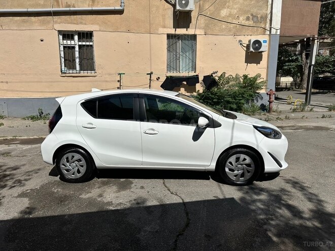 Toyota Aqua 2020, 42,200 km - 1.5 л - Bakı