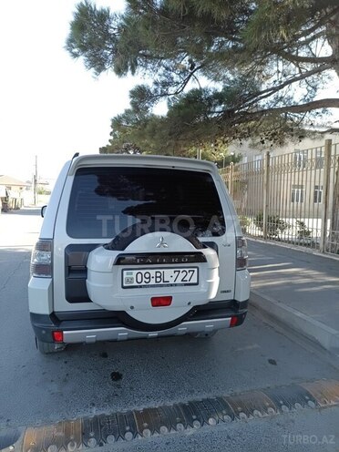Mitsubishi Pajero 2008, 335,000 km - 3.0 l - Bakı