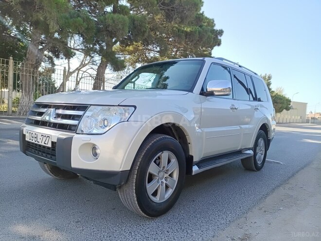 Mitsubishi Pajero 2008, 335,000 km - 3.0 l - Bakı
