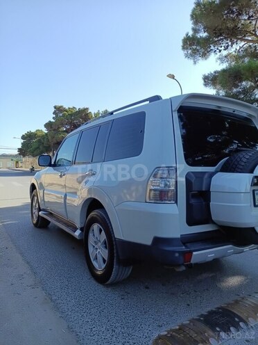 Mitsubishi Pajero 2008, 335,000 km - 3.0 l - Bakı