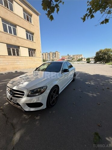 Mercedes C 300 4MATIC 2017, 178,000 km - 2.0 л - Bakı