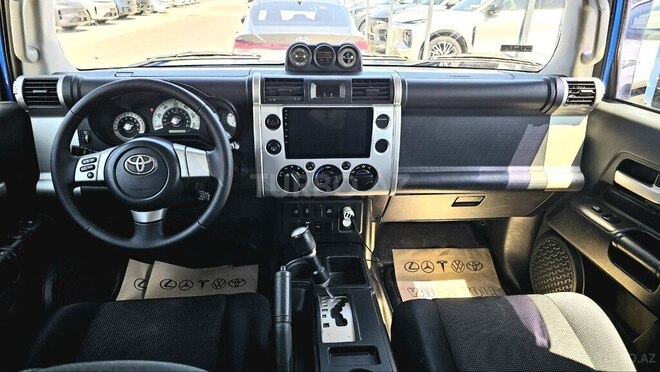Toyota FJ Cruiser 2008, 160,000 km - 4.0 л - Bakı