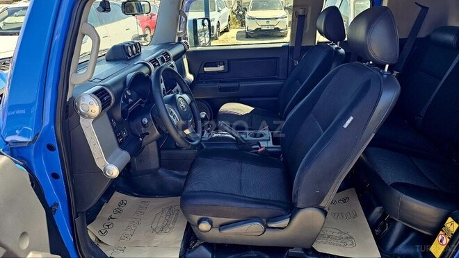 Toyota FJ Cruiser 2008, 160,000 km - 4.0 л - Bakı