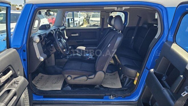 Toyota FJ Cruiser 2008, 160,000 km - 4.0 л - Bakı