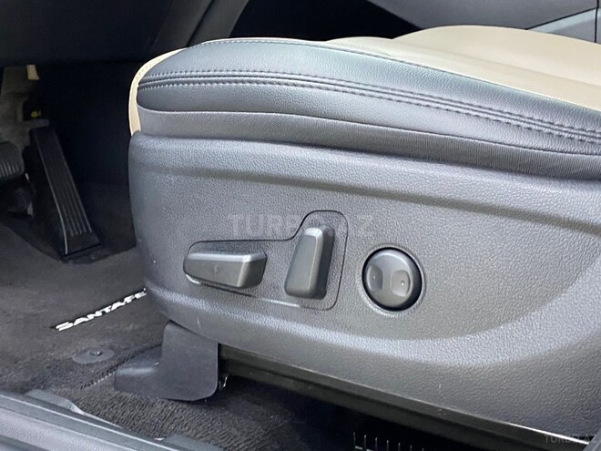 Hyundai Santa Fe 2023, 12,600 km - 1.6 l - Bakı