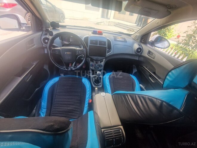 Chevrolet Aveo 2012, 404,734 km - 1.4 l - Quba