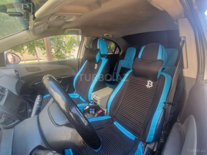 Chevrolet Aveo 2012, 404,734 km - 1.4 l - Quba