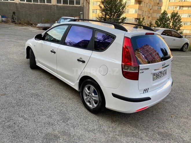 Hyundai i30 2010, 380,000 km - 1.6 l - Bakı
