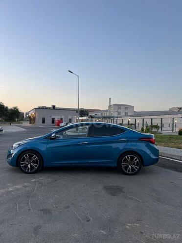 Hyundai Elantra 2015, 177,000 km - 1.6 l - Bakı