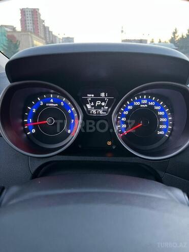 Hyundai Elantra 2015, 177,000 km - 1.6 l - Bakı