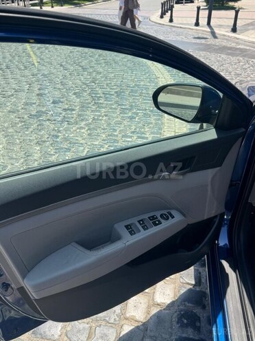 Hyundai Elantra 2017, 156,106 km - 2.0 l - Bakı