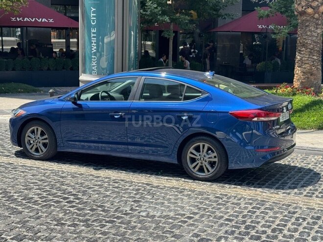 Hyundai Elantra 2017, 156,106 km - 2.0 l - Bakı