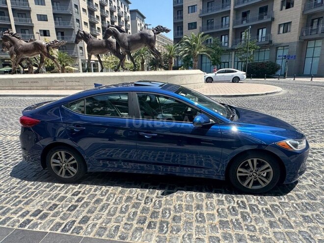 Hyundai Elantra 2017, 156,106 km - 2.0 l - Bakı