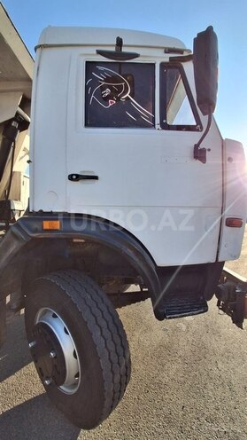 KamAz 6520 1984, 500,000 km - 11.0 l - Salyan