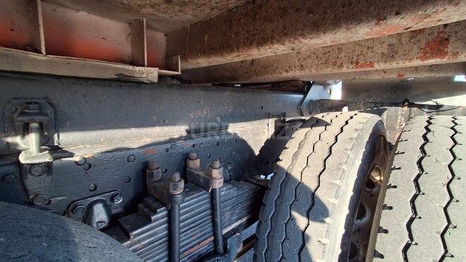 KamAz 6520 1984, 500,000 km - 11.0 l - Salyan