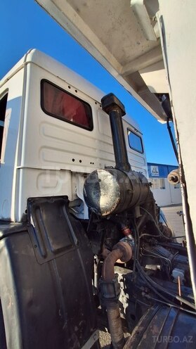 KamAz 6520 1984, 500,000 km - 11.0 l - Salyan