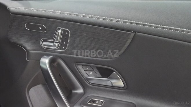 Mercedes CLA 250 2019, 32,000 km - 2.0 l - Bakı
