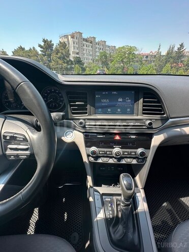 Hyundai Elantra 2019, 65,000 km - 2.0 l - Bakı