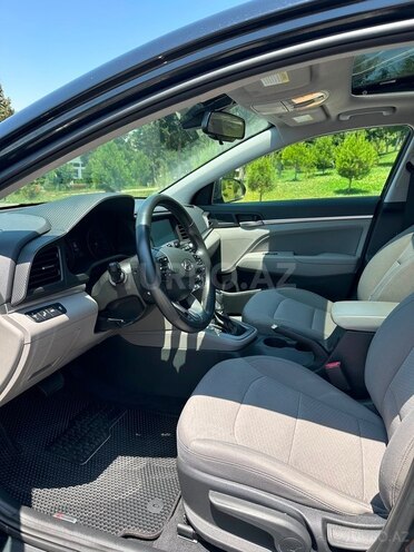 Hyundai Elantra 2019, 65,000 km - 2.0 l - Bakı