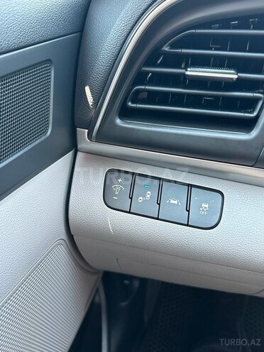 Hyundai Elantra 2019, 65,000 km - 2.0 l - Bakı