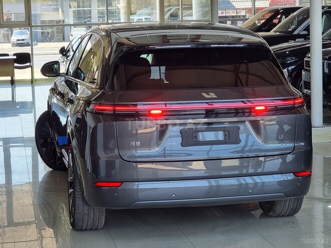 Li Auto L7 2025, 3,121 km - 1.5 l - Bakı