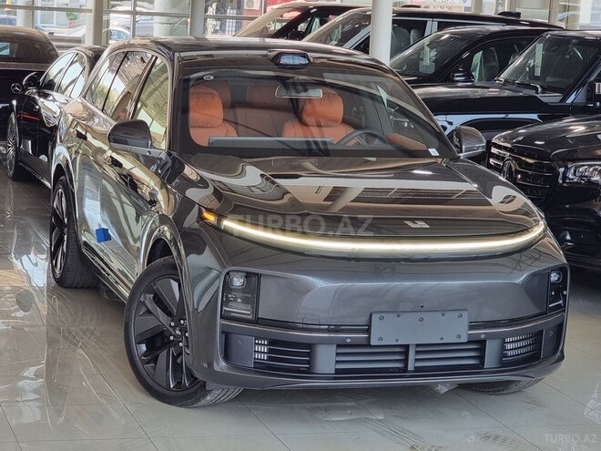 Li Auto L7 2025, 3,121 km - 1.5 l - Bakı