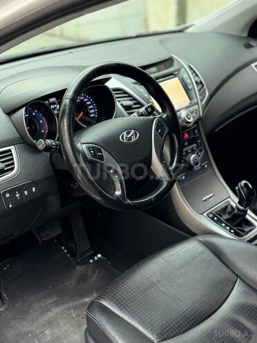 Hyundai Avante 2014, 227,000 km - 1.6 l - Bakı