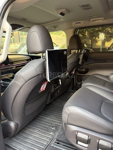 Kia Carnival 2025, 12,850 km - 1.6 l - Bakı