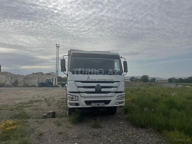 HOWO Sinotruk 2013, 300,000 km - 9.5 л - Füzuli