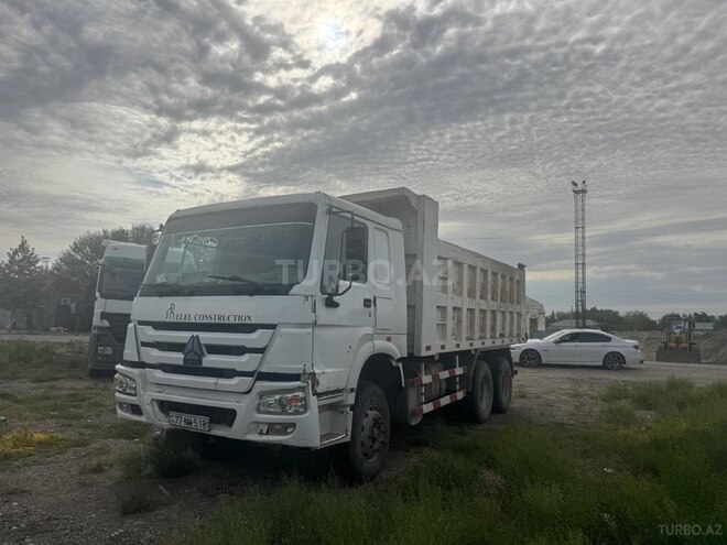 HOWO Sinotruk 2013, 300,000 km - 9.5 л - Füzuli