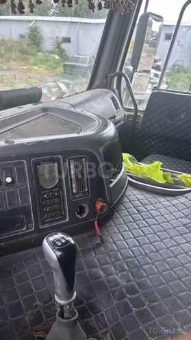 HOWO Sinotruk 2013, 300,000 km - 9.5 л - Füzuli