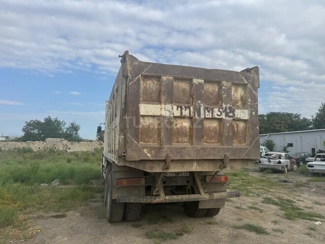 HOWO Sinotruk 2013, 300,000 km - 9.5 л - Füzuli
