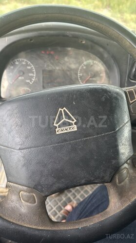 HOWO Sinotruk 2013, 300,000 km - 9.5 л - Füzuli