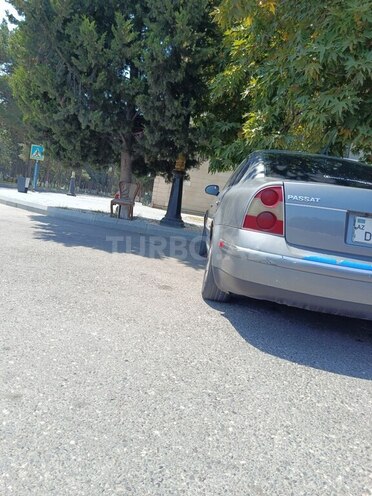 Volkswagen Passat 2004, 513,100 km - 1.8 л - Sumqayıt