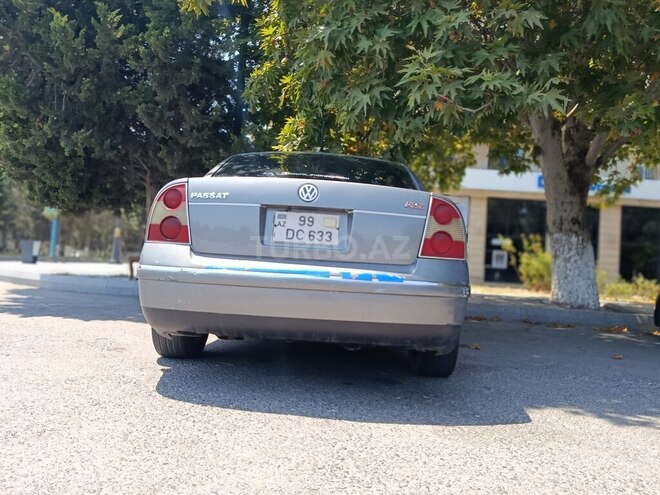 Volkswagen Passat 2004, 513,100 km - 1.8 л - Sumqayıt