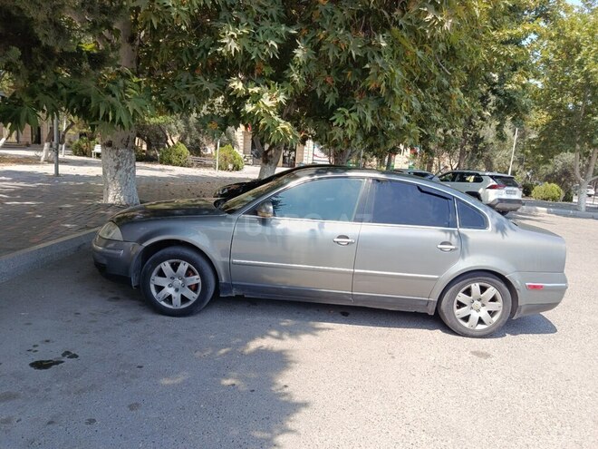 Volkswagen Passat 2004, 513,100 km - 1.8 л - Sumqayıt